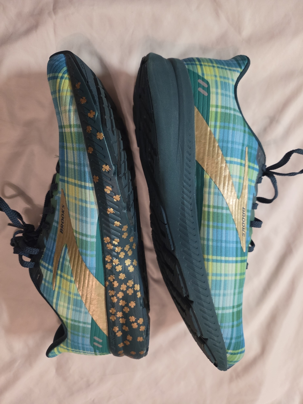 Brooks Men Size 13 ST. PATTY"S Green Plaid Running Shoes,EUC - Picture 10 of 11